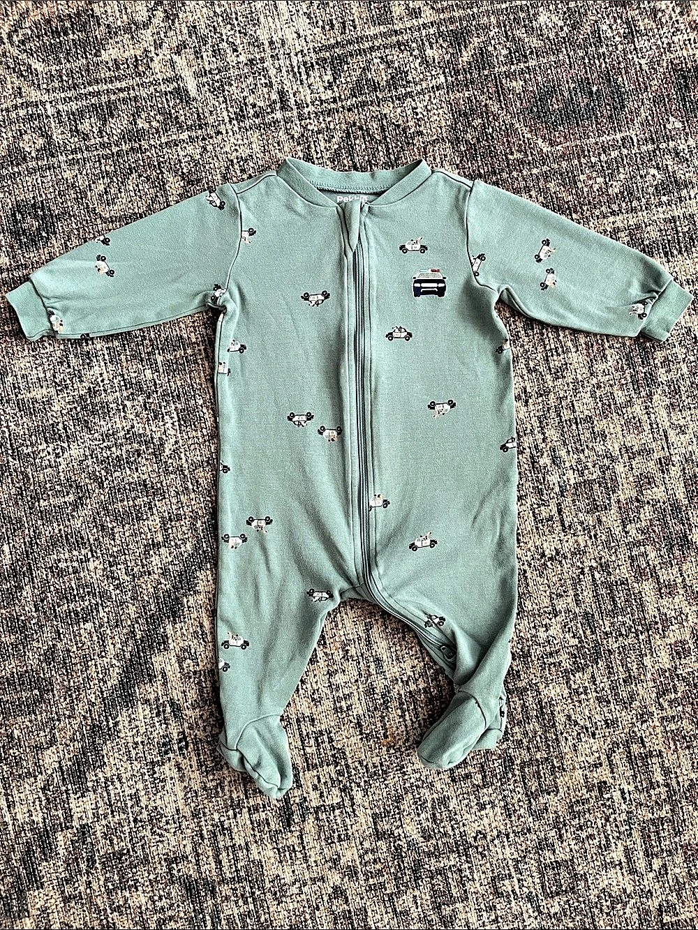Pekkle Baby Green Animal Print Footie Size 6M